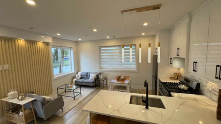 1 2703 E 3rd Avenue, Vancouver, BC, Vancouver — Half Duplex for sale