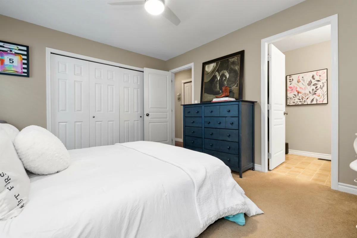 Basement Recreation Room Photo of 32 349 Walnut Avenue, Harrison Hot Springs, BC