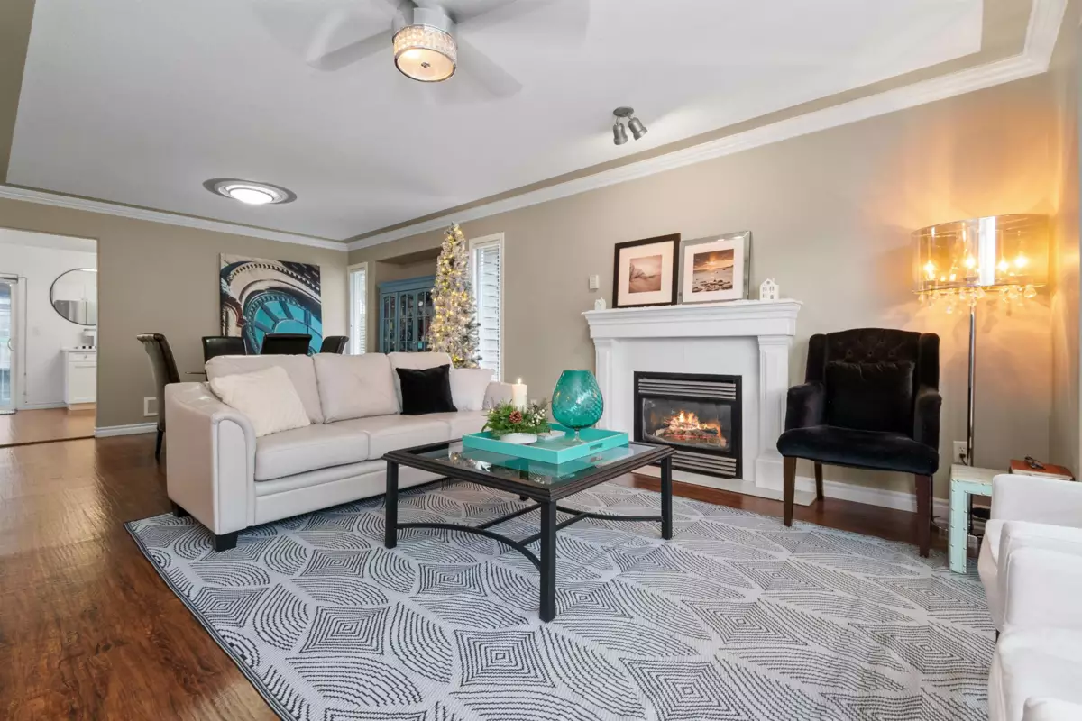 Family Room Photo of 32 349 Walnut Avenue, Harrison Hot Springs, BC