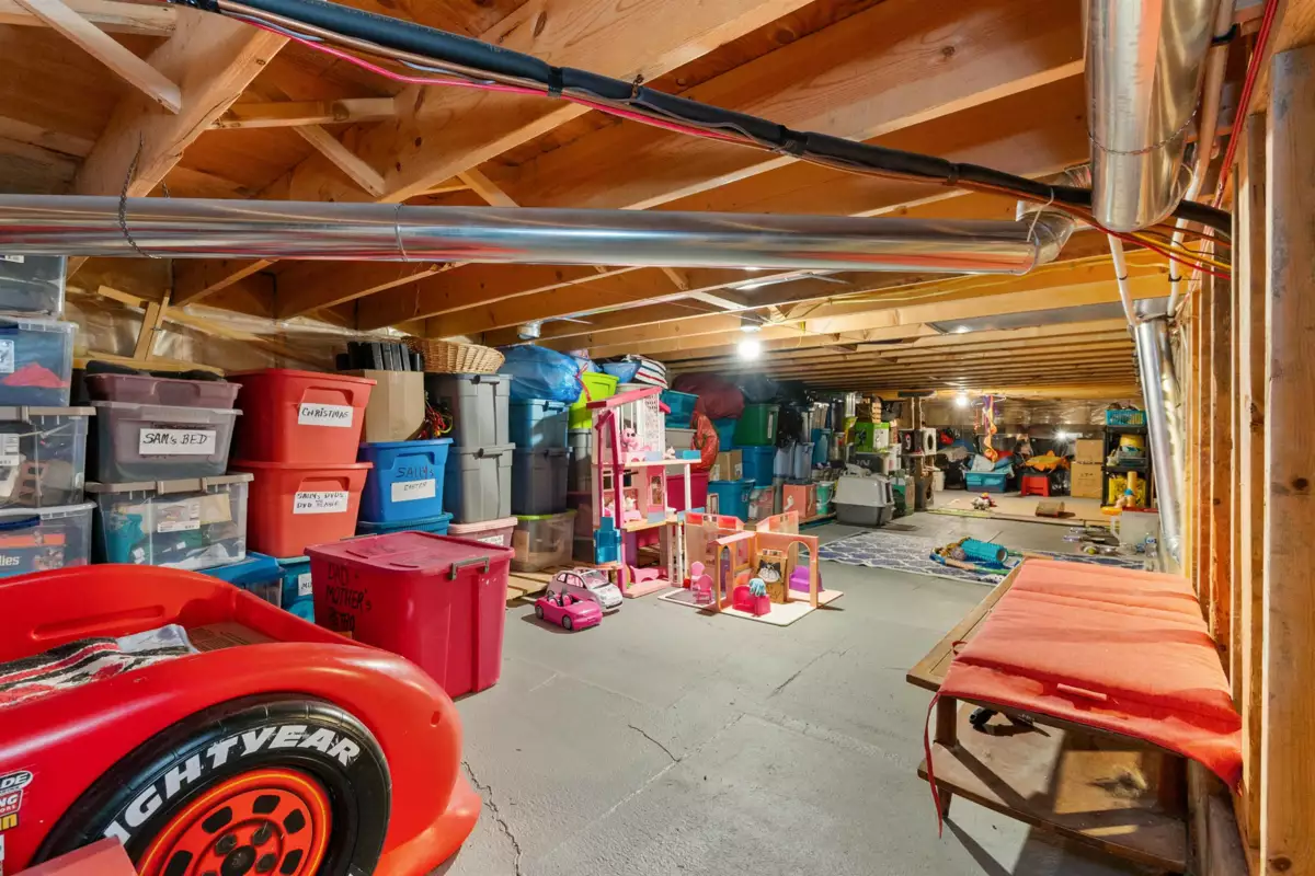 Front Yard Photo of 32 349 Walnut Avenue, Harrison Hot Springs, BC