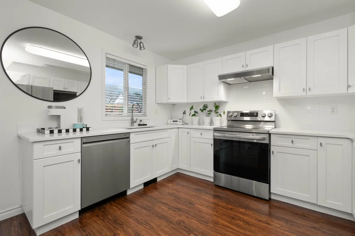 Primary Bedroom Photo of 32 349 Walnut Avenue, Harrison Hot Springs, BC