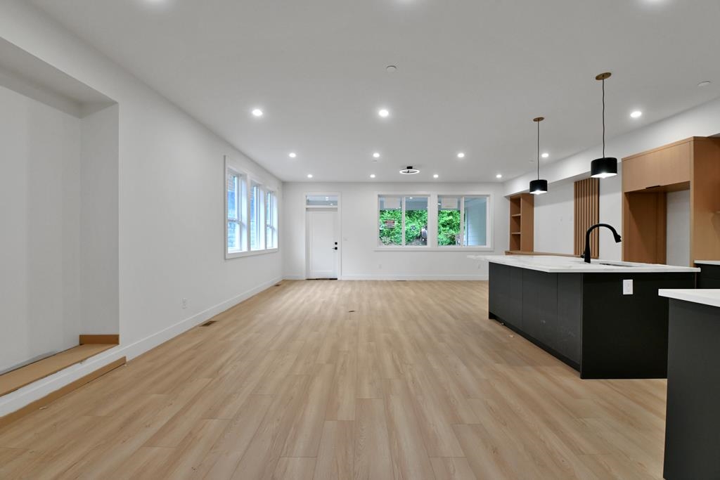 Exterior Rear Photo of 32905 3 Avenue, Mission, BC