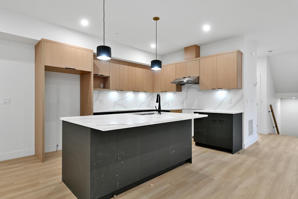 Neighborhood Park Photo Near 32905 3 Avenue, Mission, BC