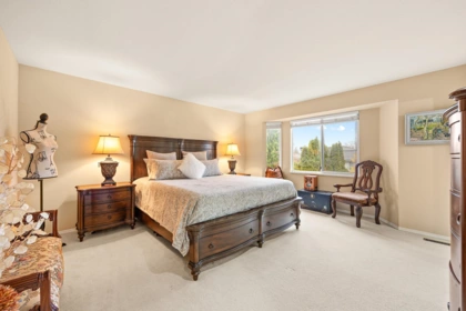 Basement Recreation Room Photo of 14969 24a Avenue, Surrey, BC