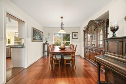 Breakfast Nook Photo of 14969 24a Avenue, Surrey, BC