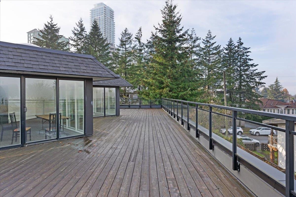 Front Yard Photo of 205 4625 Grange Street, Burnaby, BC