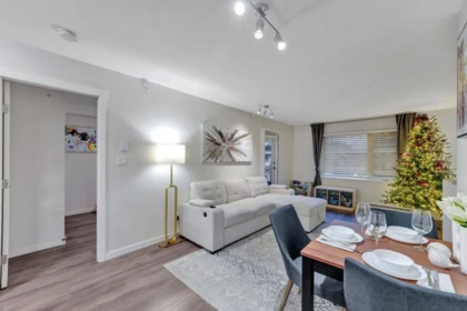 Primary Bedroom Photo of PH6 2373 Atkins Avenue, Port Coquitlam, BC