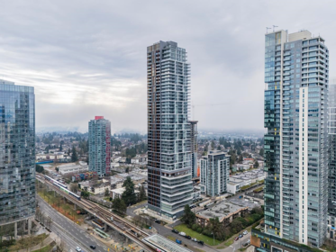 1607 6511 Sussex Avenue, Burnaby, BC, Burnaby — Apartment/Condo for sale