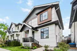 7065 194a Street, Surrey, BC