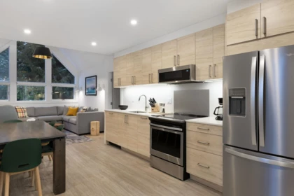 302 4365 Northlands Boulevard, Whistler, BC, Whistler — Apartment/Condo for sale