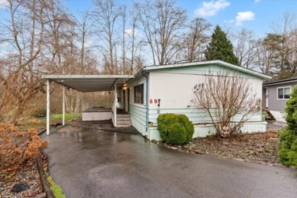 69 8220 King George Boulevard, Surrey, BC