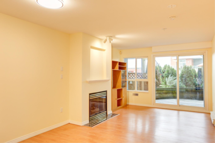 220 760 Kingsway, Vancouver, BC