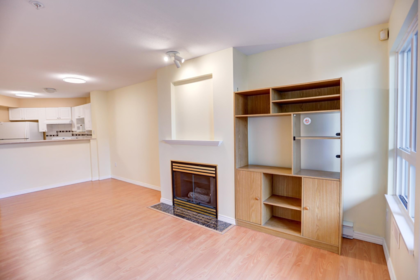 Kitchen Photo of 220 760 Kingsway, Vancouver, BC