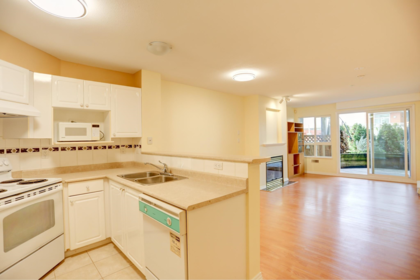 220 760 Kingsway, Vancouver, BC