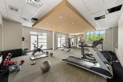 Basement Recreation Room Photo of 303 14333 104 Avenue, Surrey, BC