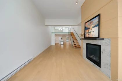 301 1150 Oxford Street, White Rock, BC, White Rock — Townhouse for sale