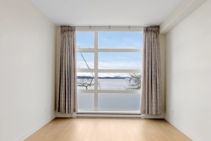 Laundry Room Photo of 301 1150 Oxford Street, White Rock, BC