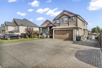 2620 270b Street, Langley, BC, Langley — Single Family Residence for sale