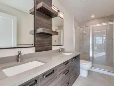 Walk-In Closet Photo of 311 33920 Best Avenue, Mission, BC