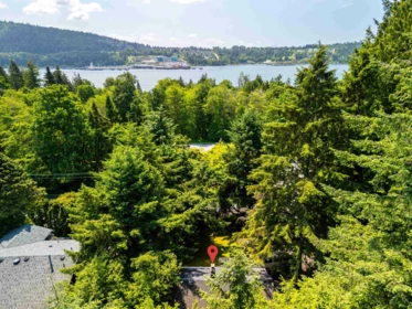 4150 Dollarton Highway, North Vancouver, BC