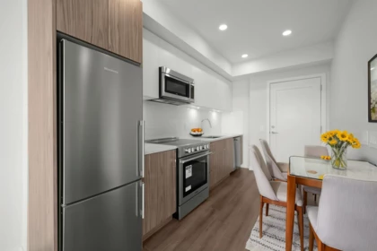 405 5535 Hastings Street, Burnaby, BC, Burnaby — Apartment/Condo for sale