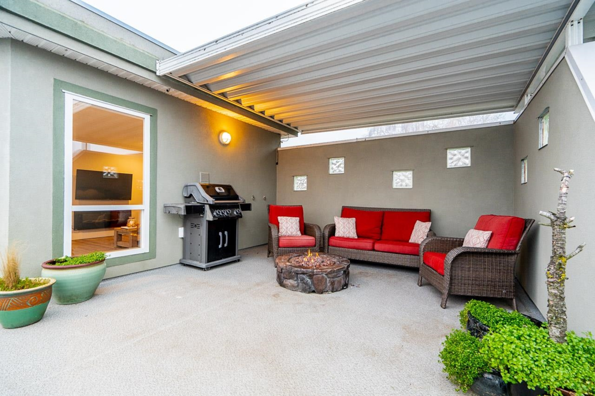 Bedroom 2 Photo of 912 Habgood Street, White Rock, BC