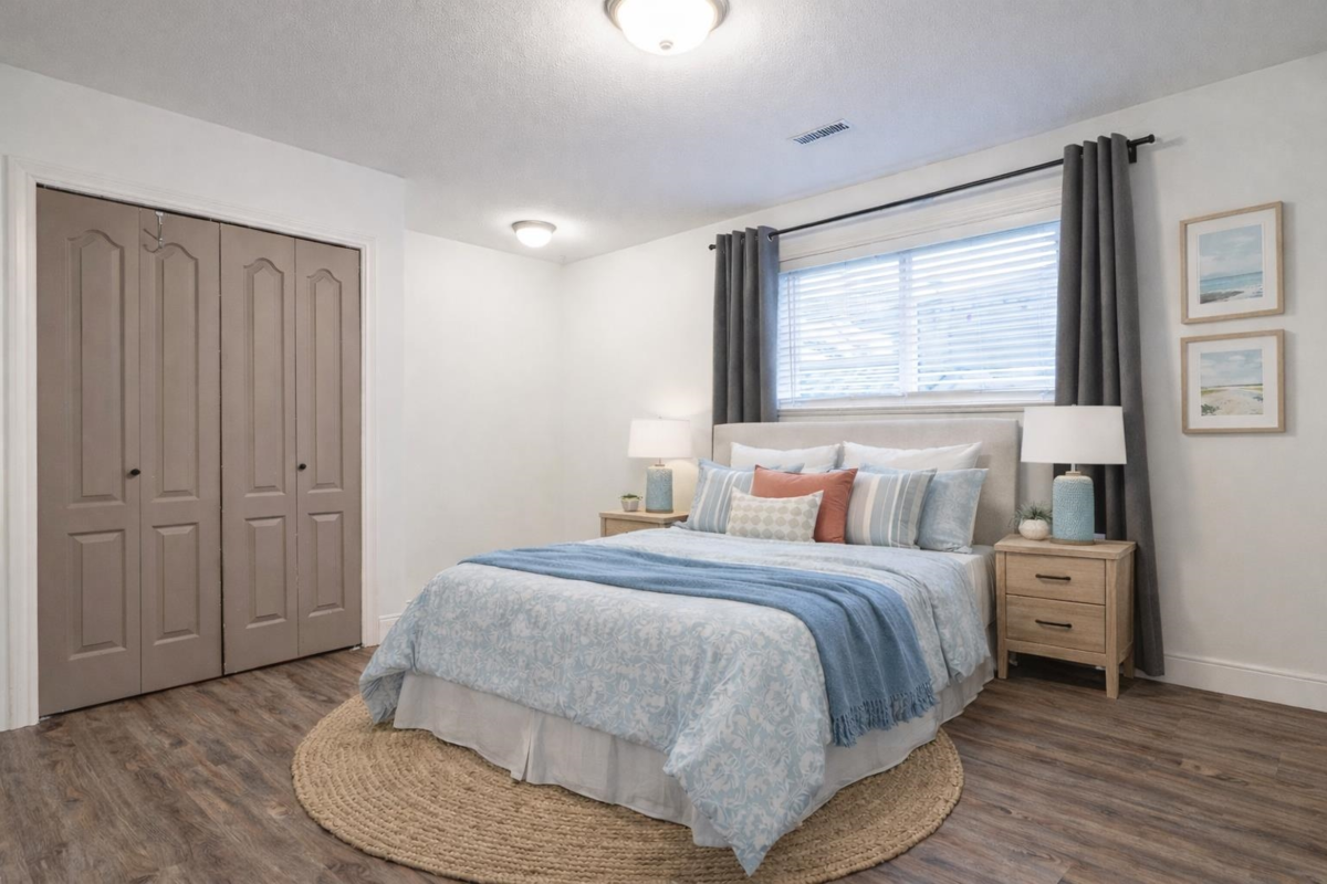 Breakfast Nook Photo of 912 Habgood Street, White Rock, BC