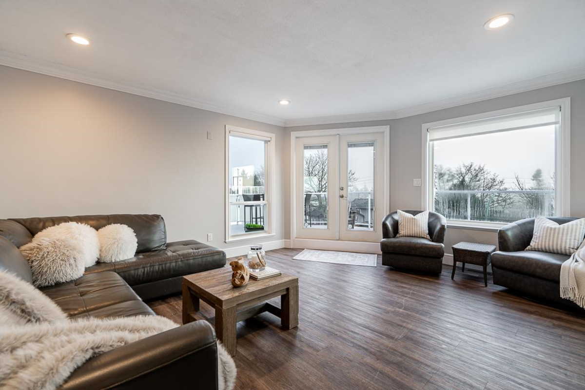 Dining Area Photo of 912 Habgood Street, White Rock, BC