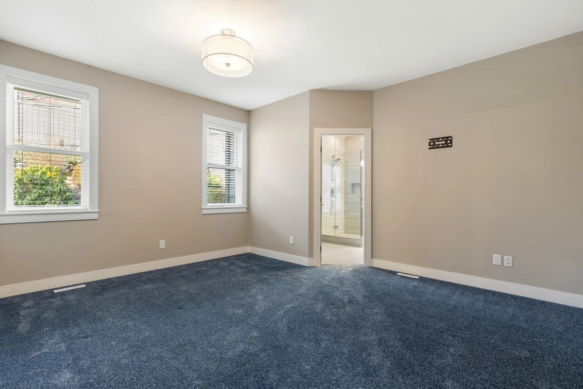 Entry Foyer Photo of 1 45348 Magdalena Place, Cultus Lake, BC