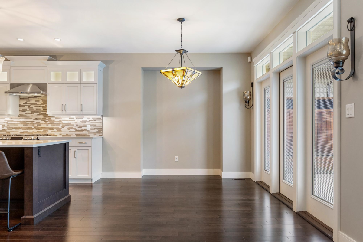Guest Bathroom Photo of 1 45348 Magdalena Place, Cultus Lake, BC