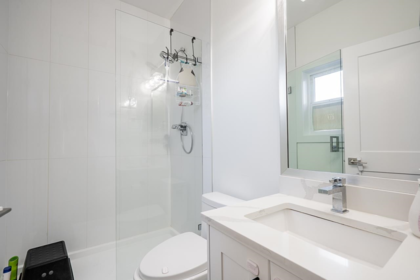 Hallway Photo of 17825 E Barnston Drive, Surrey, BC