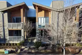 106 40147 Government Road, Squamish, BC