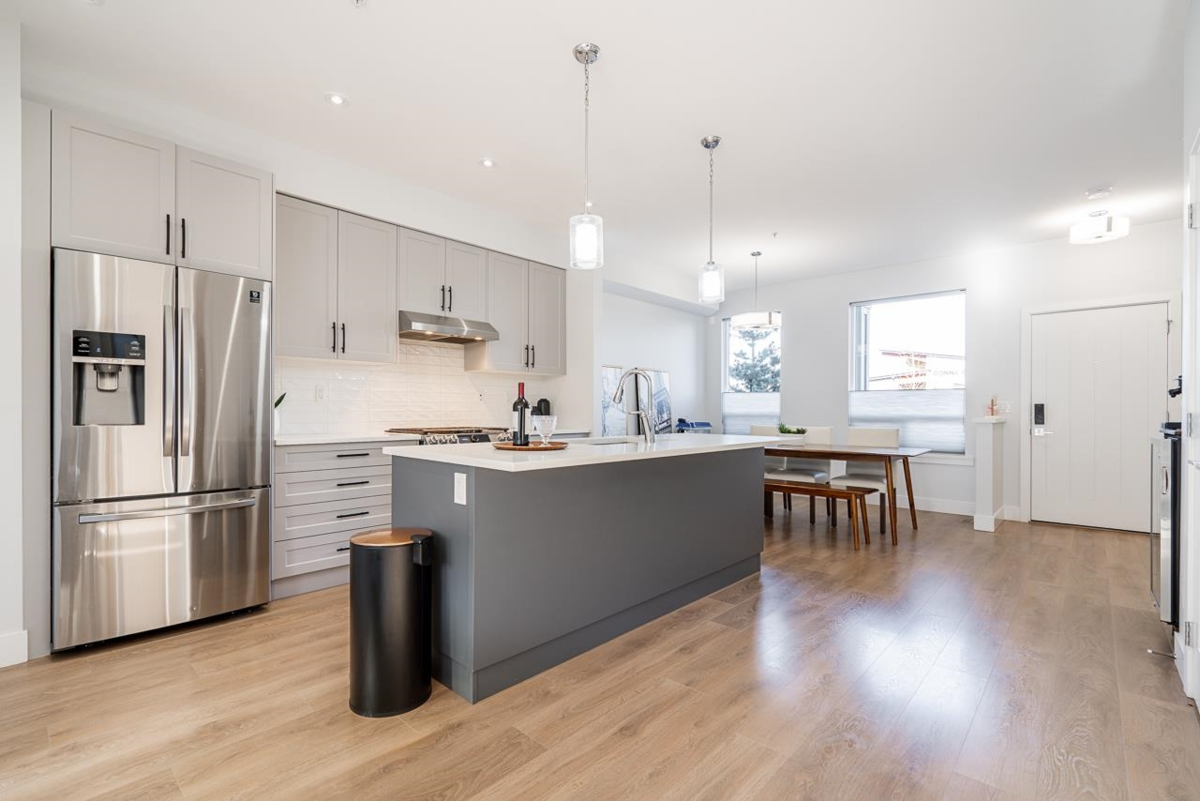 Dining Area Photo of 20484 78 Avenue, Langley, BC