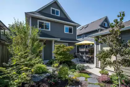 Hot Tub / Spa Photo of 5158 Westminster Lane, Delta, BC