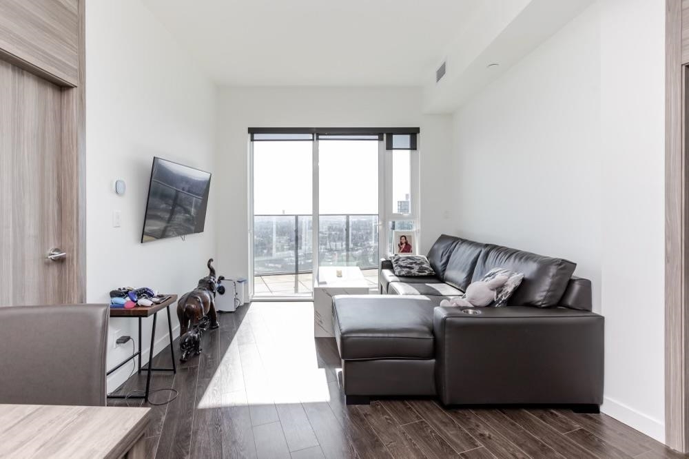 Family Room Photo of 4106 9887 Whalley Boulevard, Surrey, BC