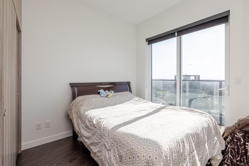 Walk-In Closet Photo of 4106 9887 Whalley Boulevard, Surrey, BC