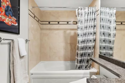Hot Tub / Spa Photo of 1053 Marinaside Crescent, Vancouver, BC