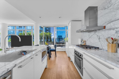 2602 788 Richards Street, Vancouver, BC