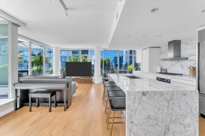 2602 788 Richards Street, Vancouver, BC