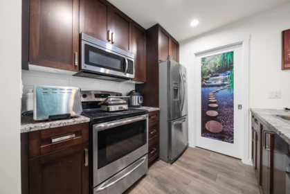 Primary Bedroom Photo of 204 2238 Whatcom Road, Abbotsford, BC