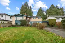 273 52a Street, Delta, BC