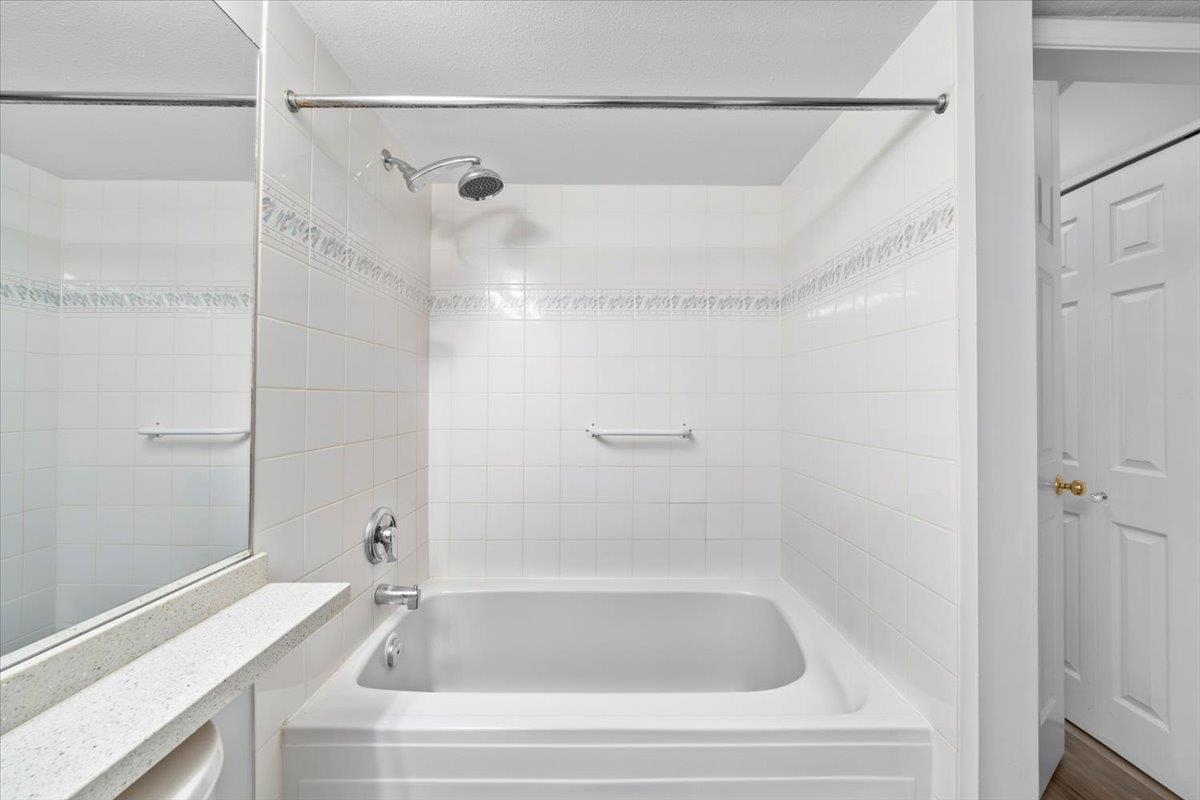 Office / Den Photo of 215 2678 Dixon Street, Port Coquitlam, BC