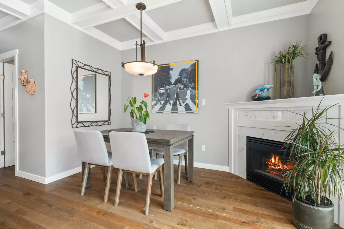 Primary Bathroom Photo of 1157 Vidal Street, White Rock, BC