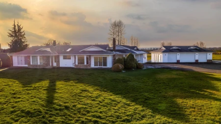 15145 Harris Road, Pitt Meadows, BC, Pitt Meadows — Single Family Residence for sale