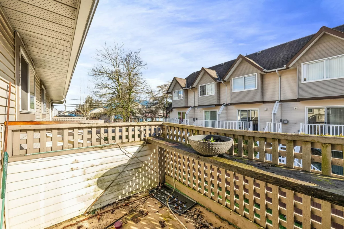 Bedroom 4 Photo of 4 19690 56 Avenue, Langley, BC