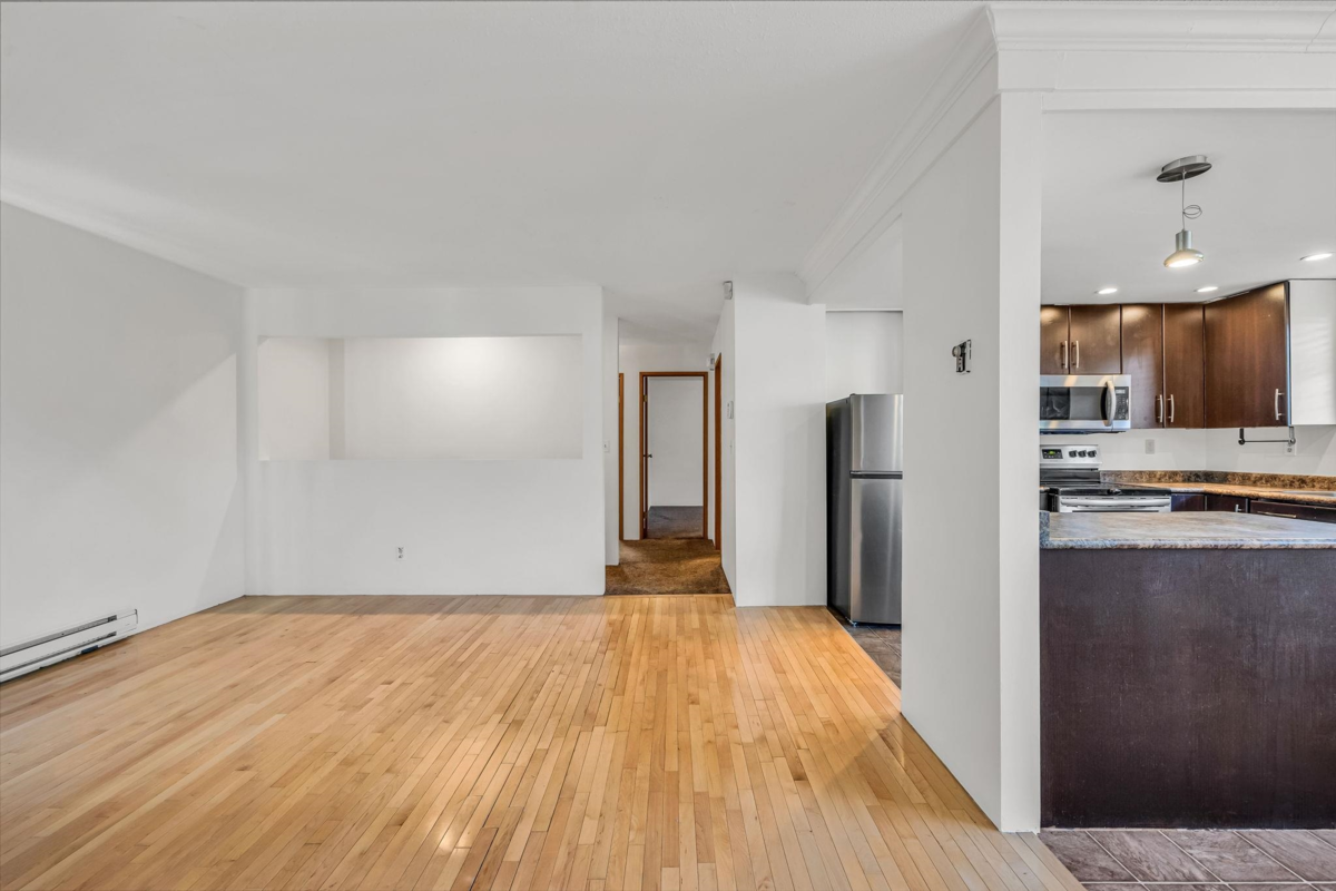 Breakfast Nook Photo of 4 19690 56 Avenue, Langley, BC