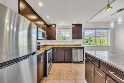 4 19690 56 Avenue, Langley, BC, Langley City — 2 bed townhouse for sale