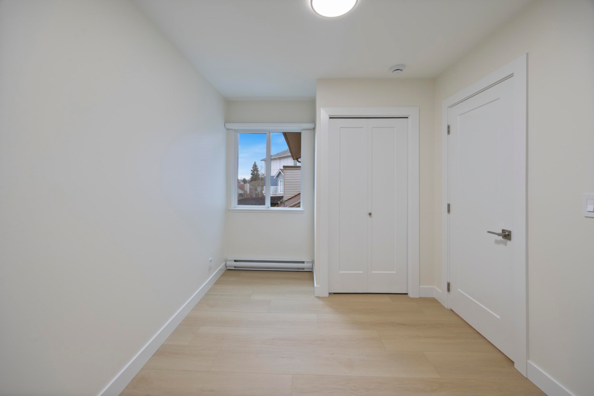 Basement Recreation Room Photo of 6174 W Greenside Drive, Surrey, BC