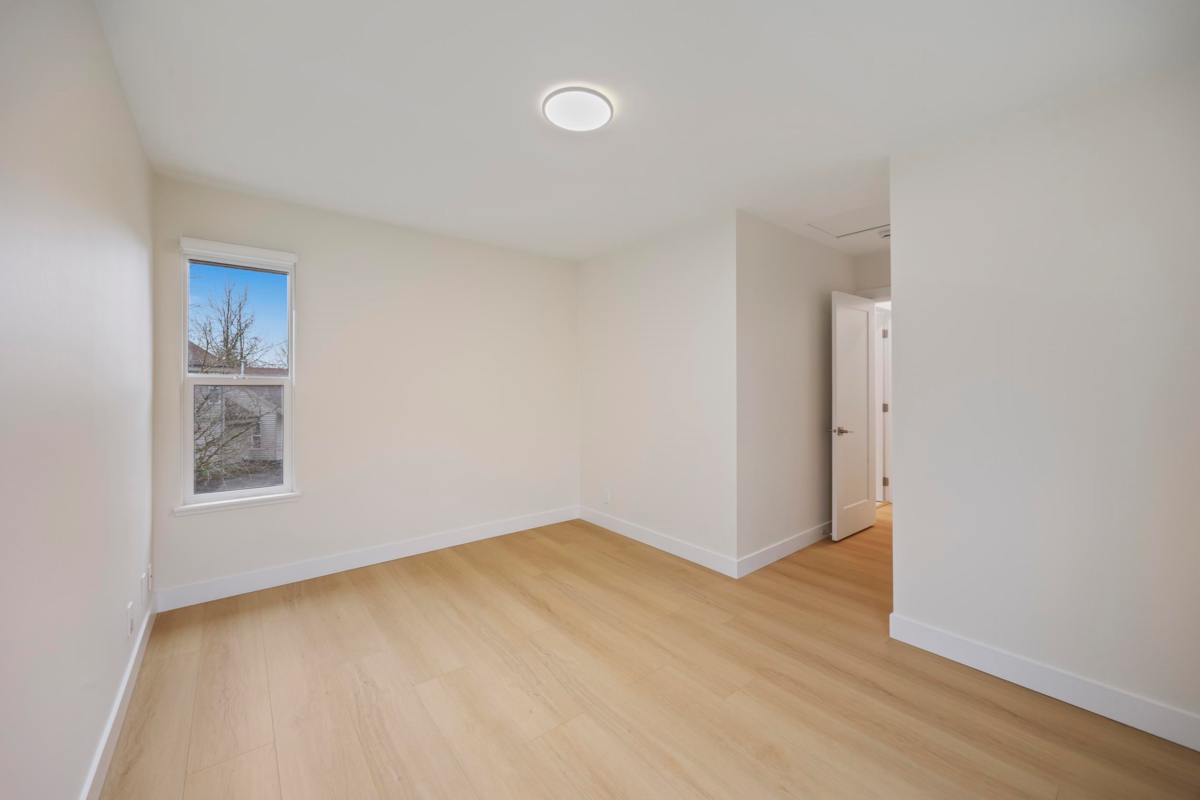 Guest Bathroom Photo of 6174 W Greenside Drive, Surrey, BC