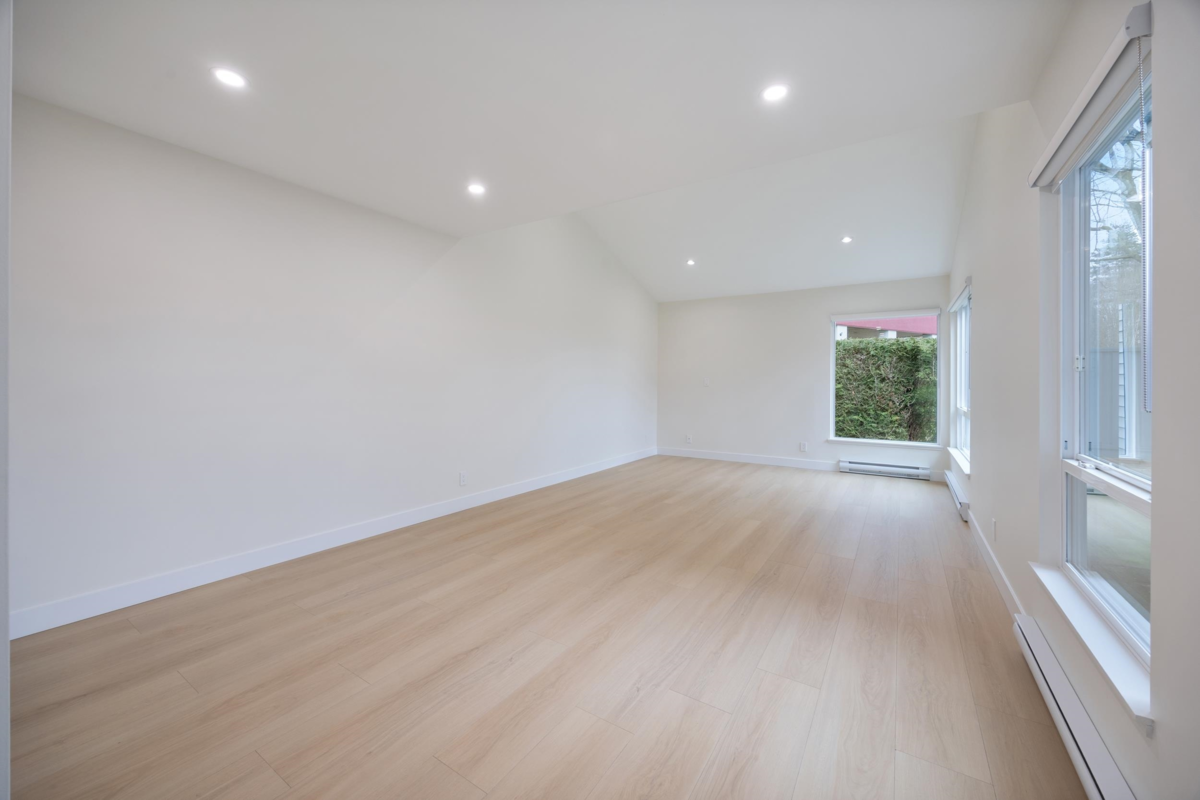 Kitchen Photo of 6174 W Greenside Drive, Surrey, BC